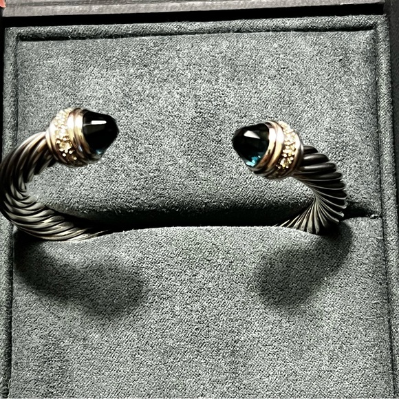 Hampton Blue Topaz David Yurman Cable bracelet Sterling Silver and Diamonds - Picture 5 of 11